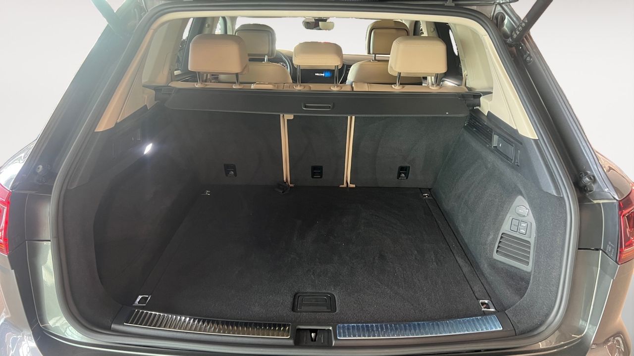 Volkswagen Touareg TODOTERRENO 3.0 TDI 210KW R-LINE AT 4WD 2 - foto 13