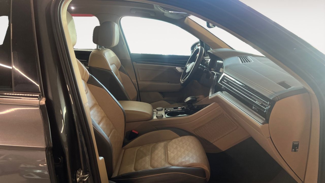 Volkswagen Touareg TODOTERRENO 3.0 TDI 210KW R-LINE AT 4WD 2 - foto 12