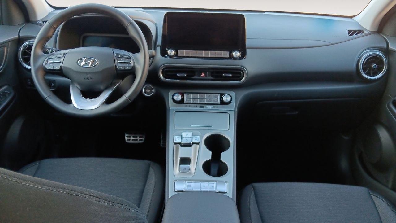 Hyundai Kona EV FL 150KW - foto 11