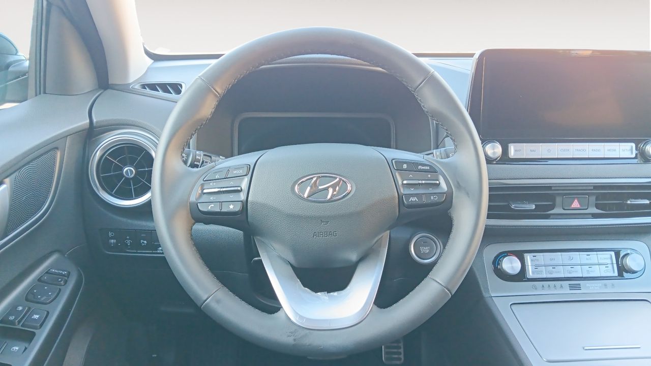 Hyundai Kona EV FL 150KW - foto 10