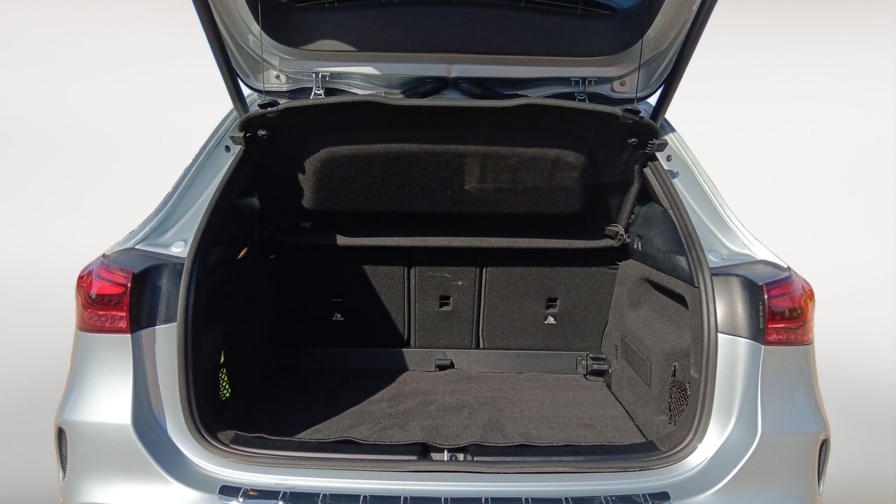 Mercedes GLA 200 D - foto 13