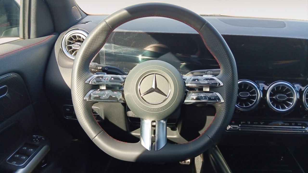 Mercedes GLA 200 D - foto 10