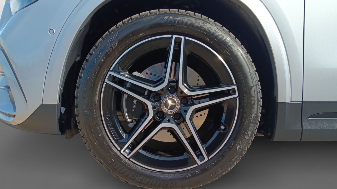 Mercedes GLA 200 D - foto 15