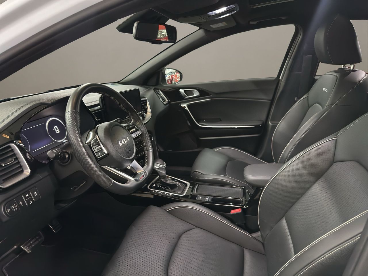 Kia Ceed 1.5 MHEV 118kW (160CV) GT Line DCT - Foto 2