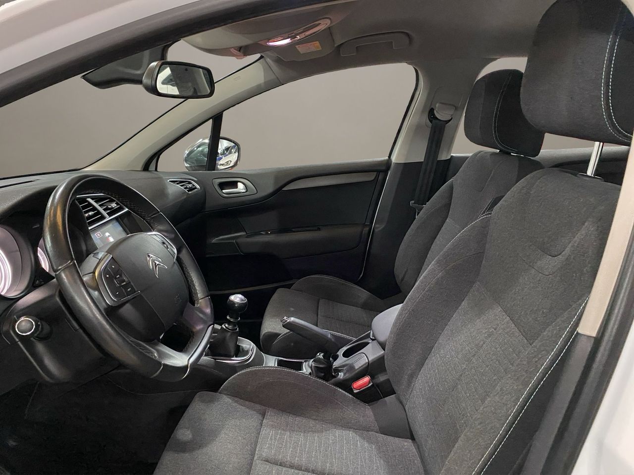 Citroën C4 PureTech 96KW (130CV) Feel Edition  - Foto 2