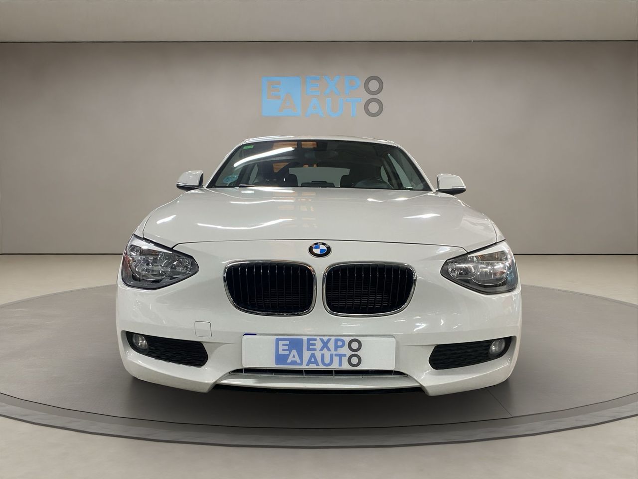 BMW Serie 1 114i Advance plus luxury - Foto 2