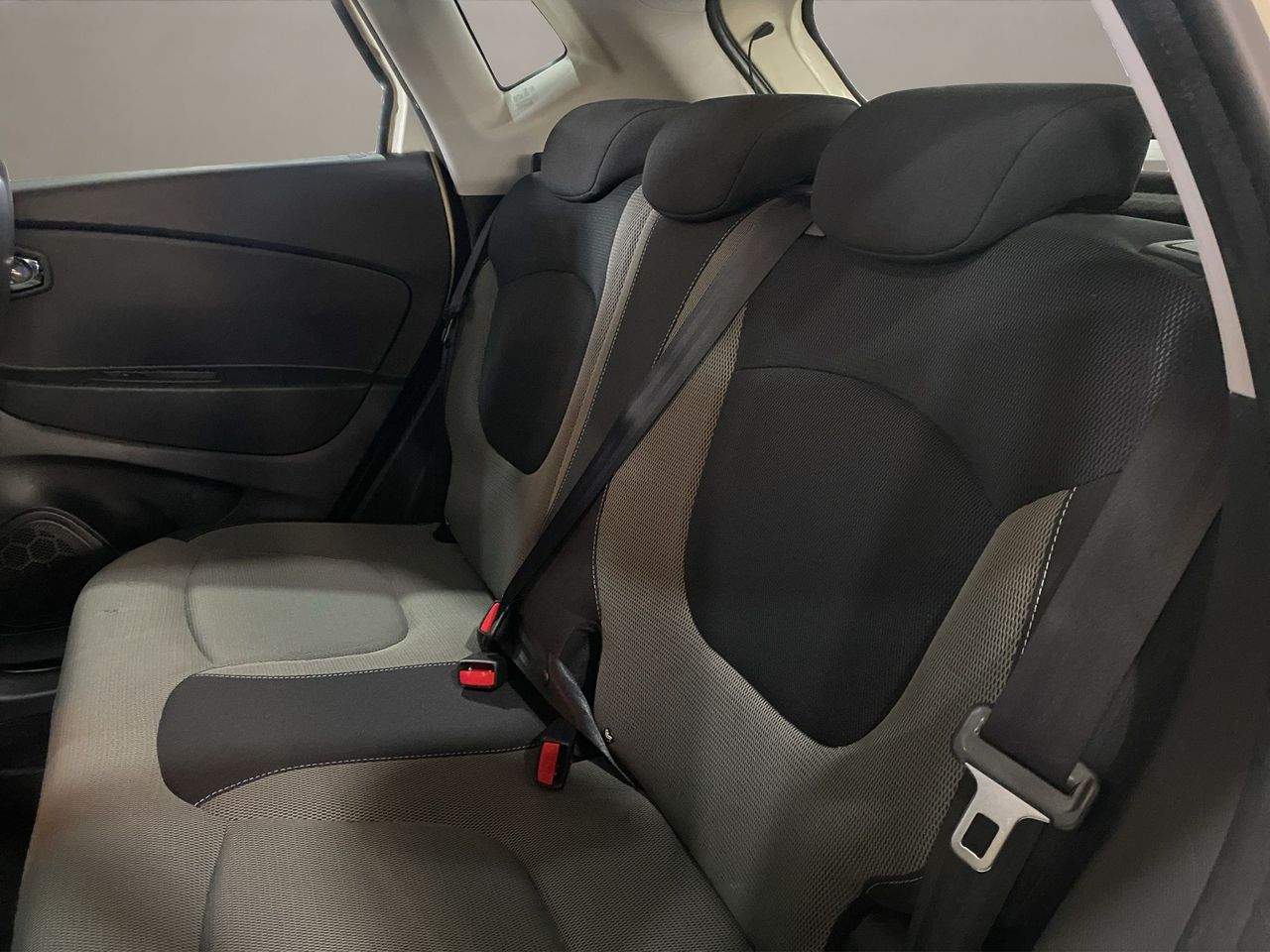 Renault Captur Zen TCe 120 - Foto 2