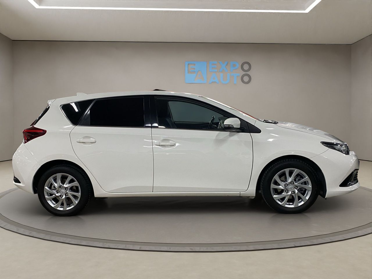 toyota auris 2015 / foto grande (2)