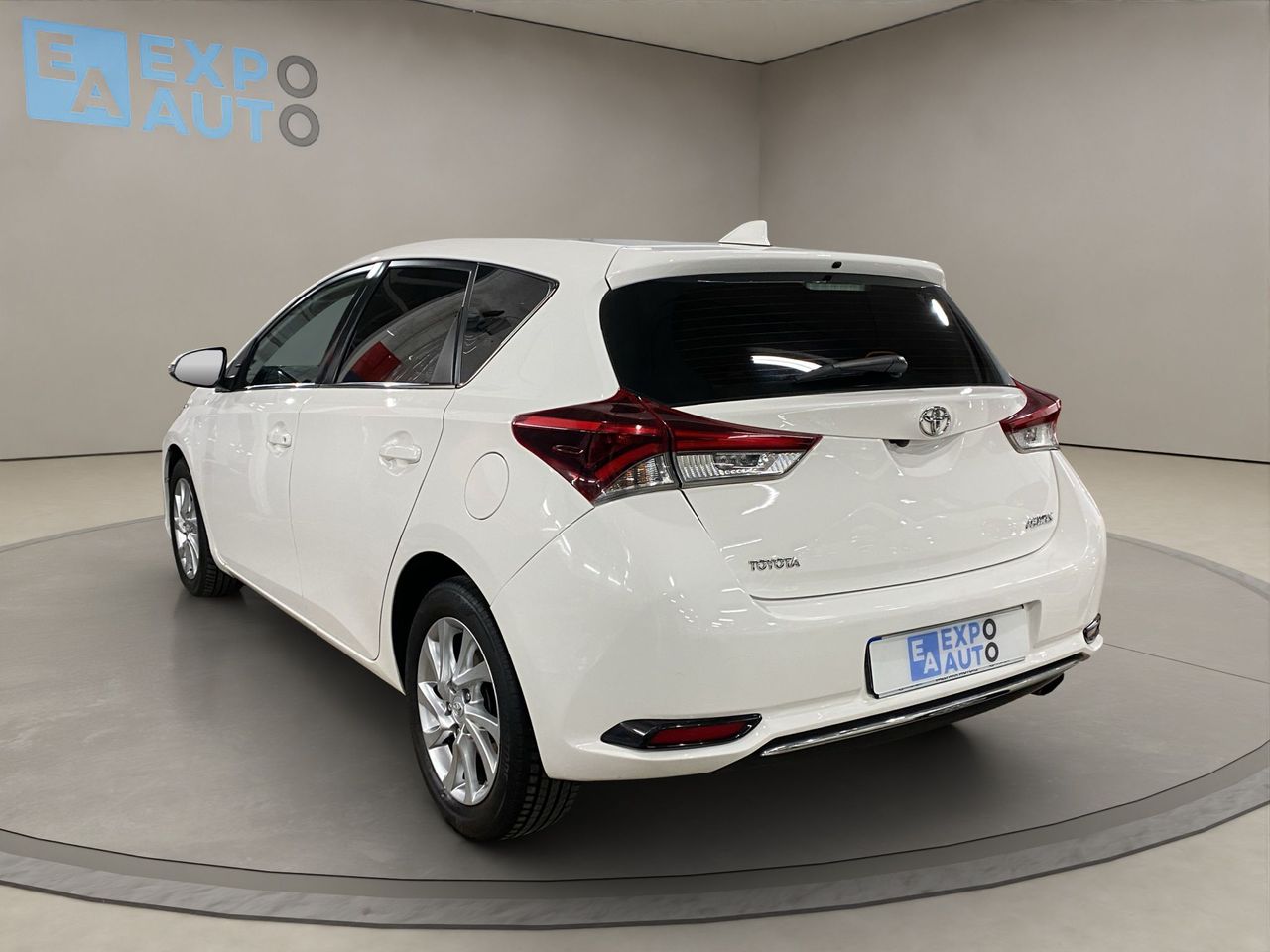 Toyota Auris 1.2 120T Active - Foto 2