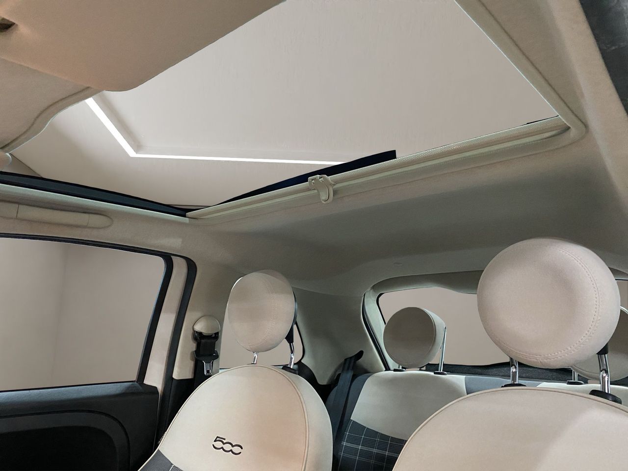 Fiat 500 Lounge 1.2 8v 51KW (69 CV) - Foto 2