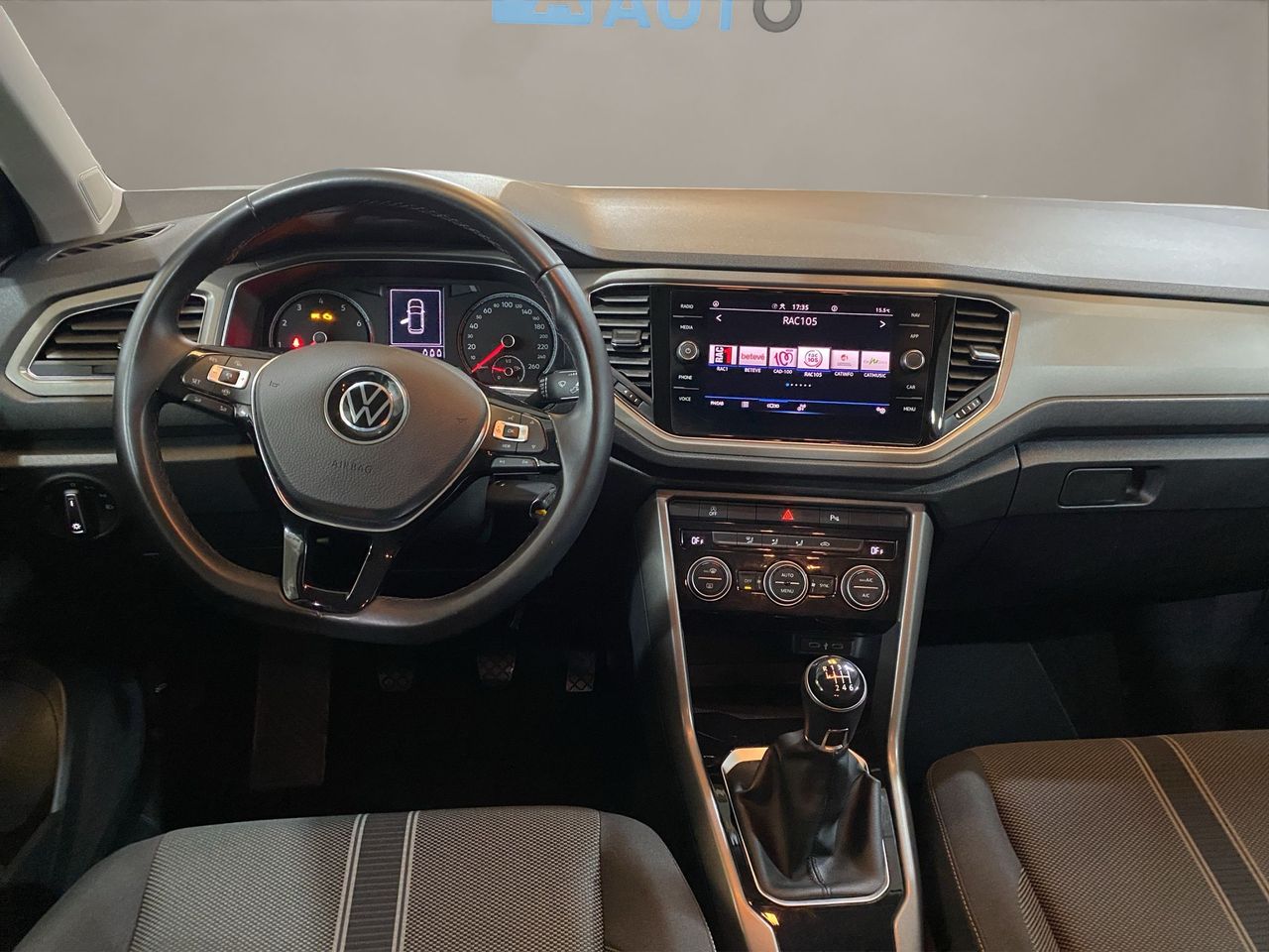 Volkswagen T-Roc R-Line 1.5 TSI 110kW (150CV) - Foto 2