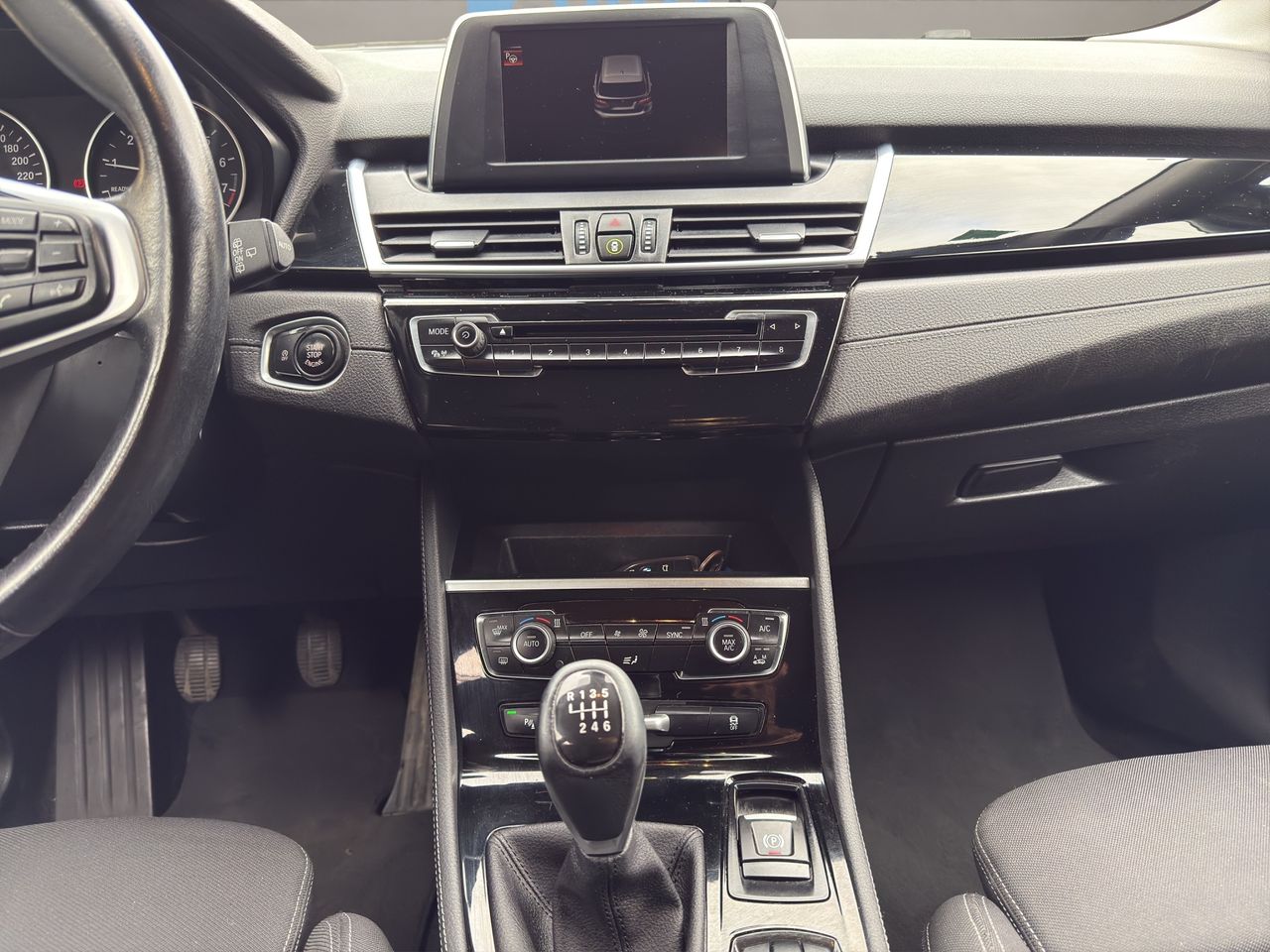 BMW Serie 2 Active Tourer 218i  - Foto 2