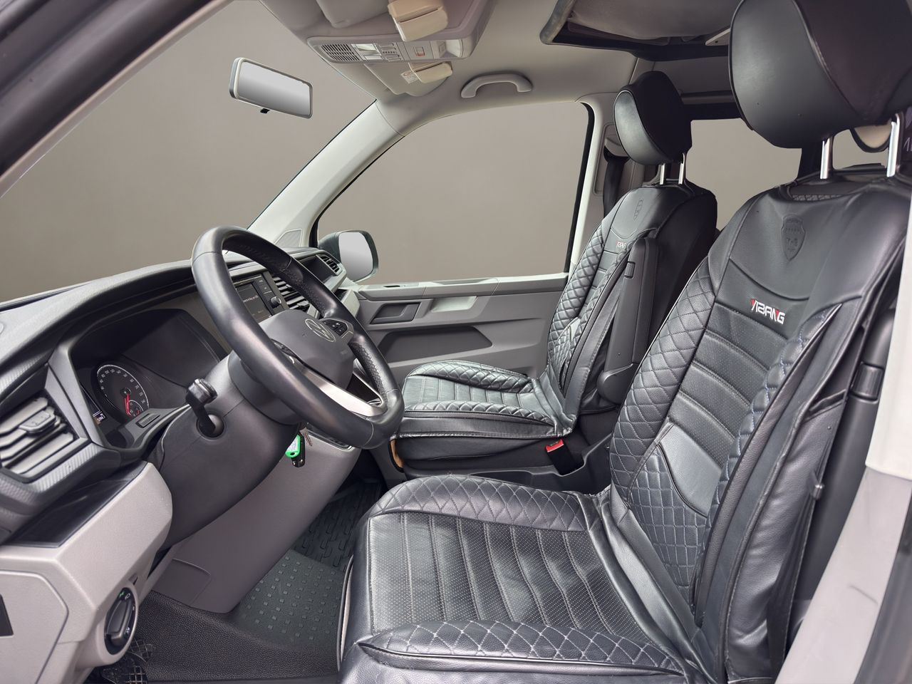Volkswagen Caravelle Kombi Camper 2.0 TDI  - Foto 2