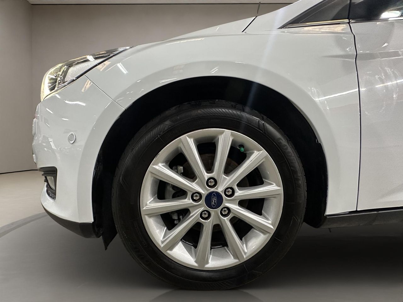 Ford Focus 1.0 Ecoboost A-S-S 125 Business Sportb. - Foto 2