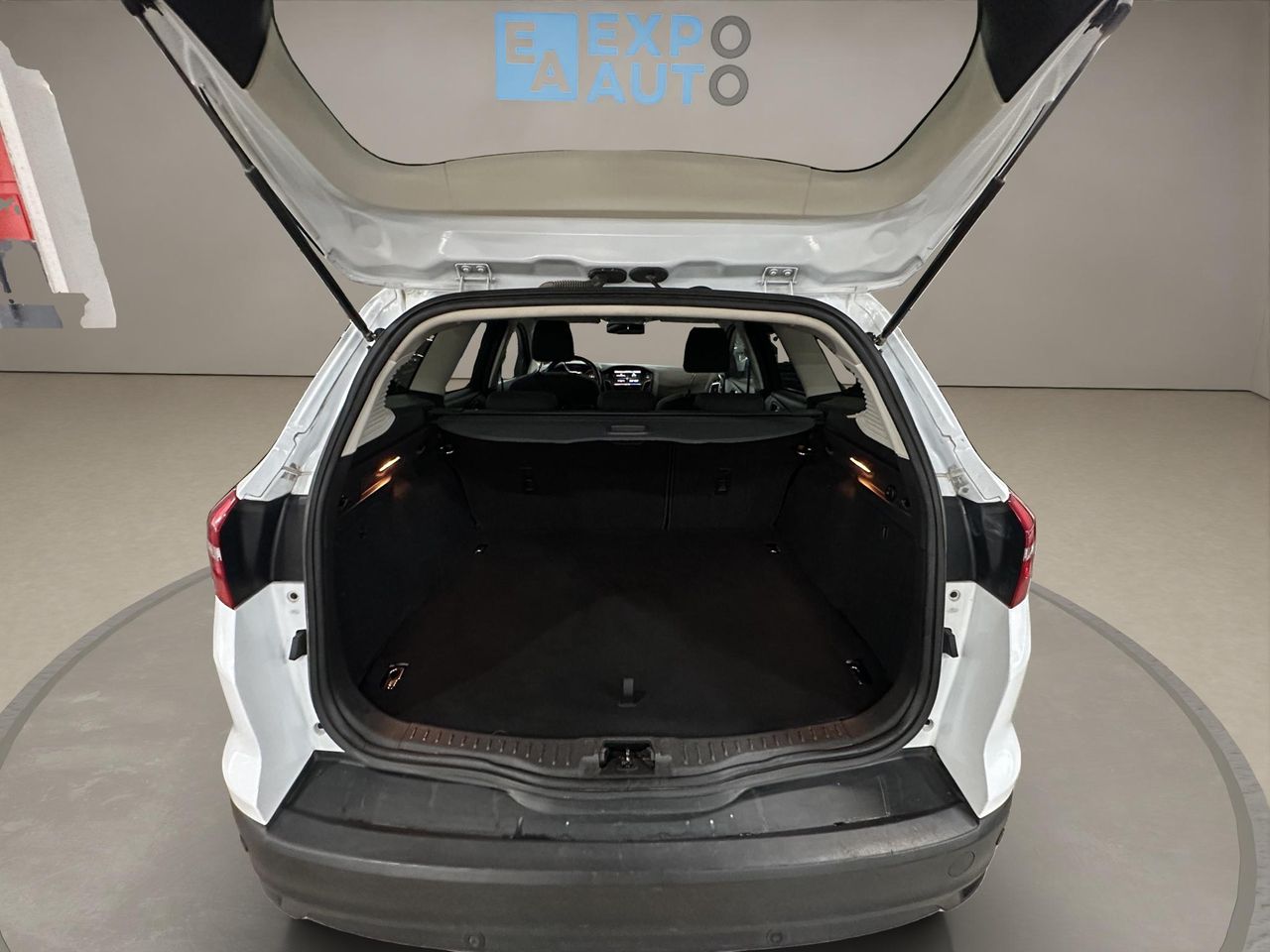 Ford Focus 1.0 Ecoboost A-S-S 125 Business Sportb. - Foto 2