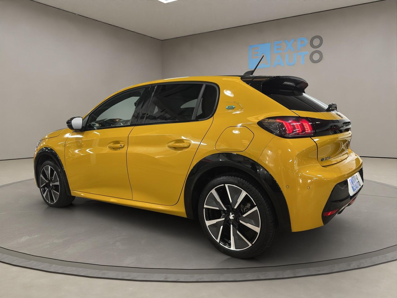 Peugeot e-208 Eléctrico GT - Foto 2