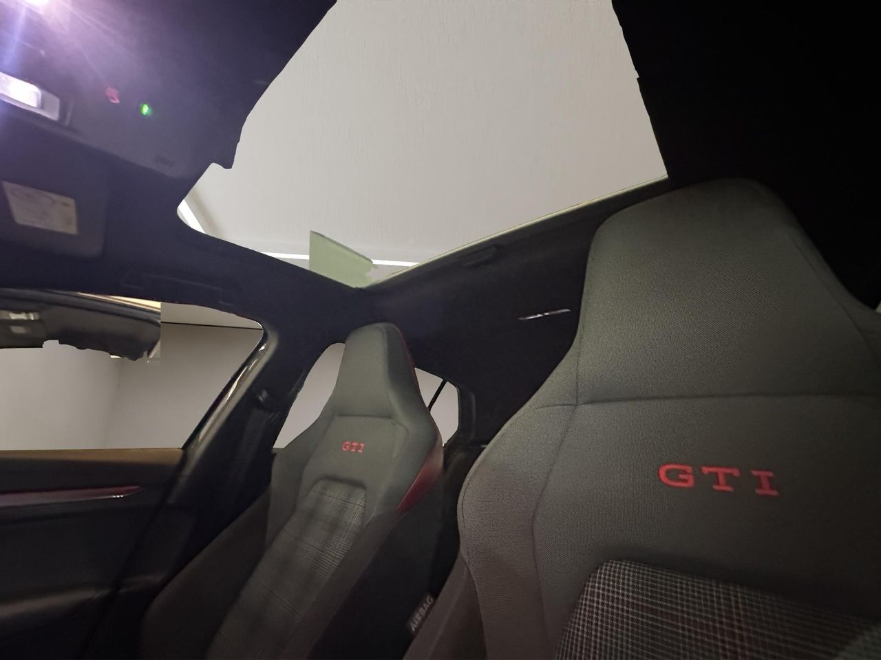 Volkswagen Golf GTI 2.0 TSI 180kW (245CV) DSG - Foto 2