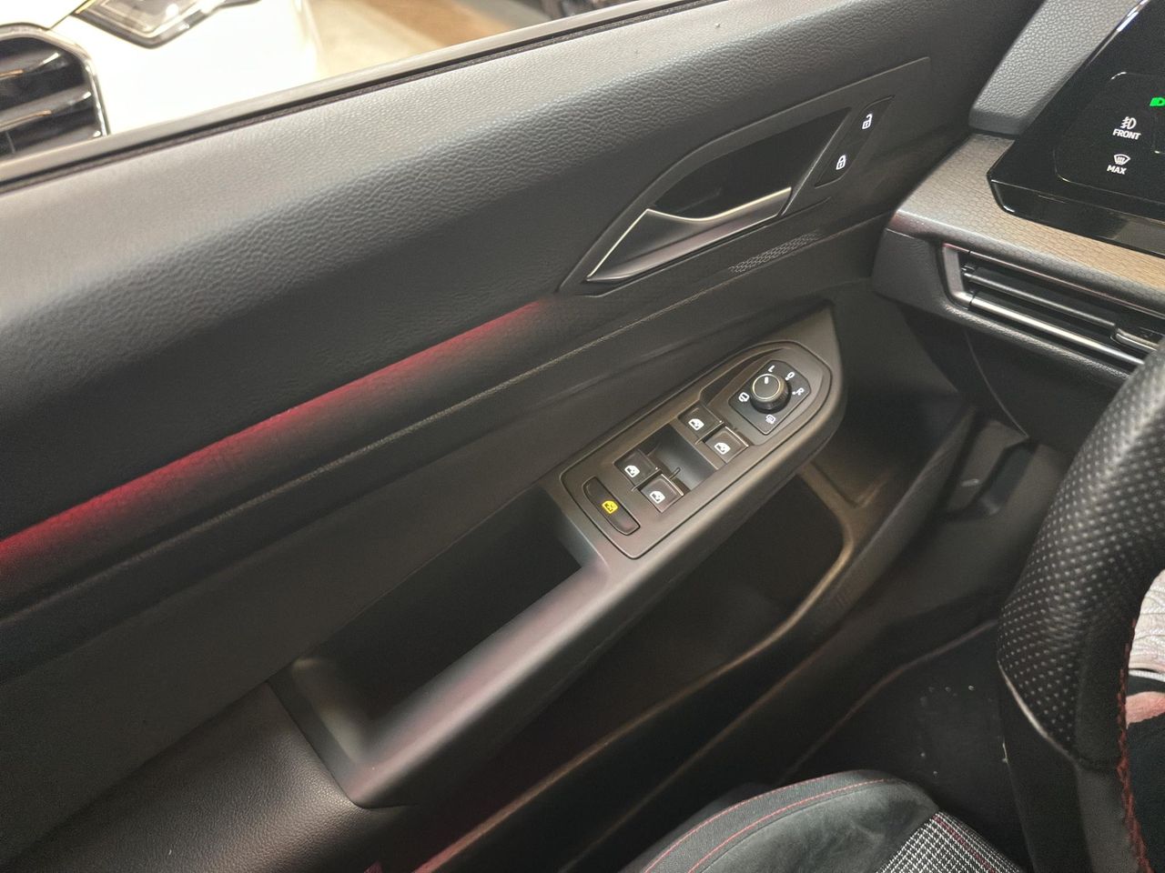 Volkswagen Golf GTI 2.0 TSI 180kW (245CV) DSG - Foto 2