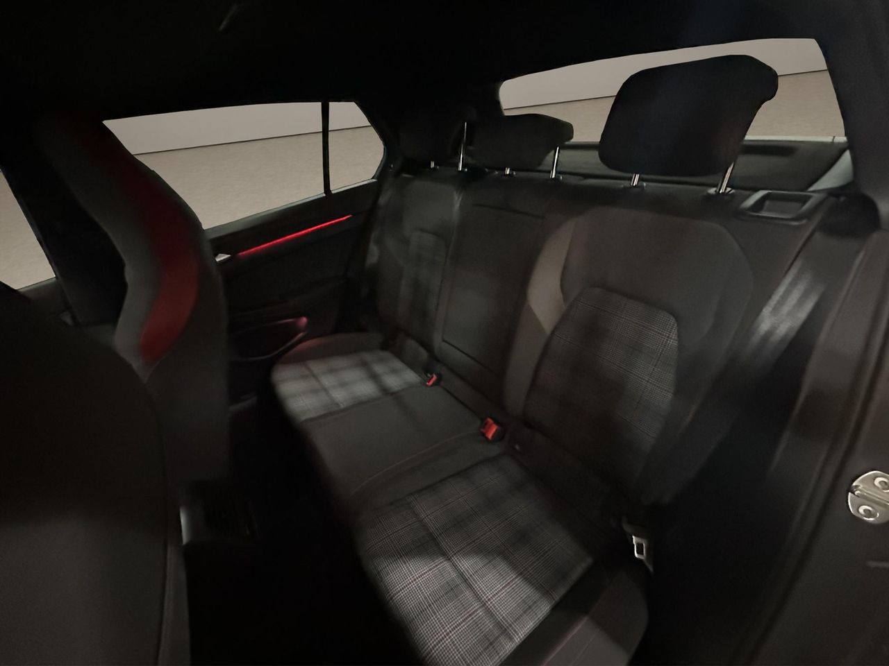 Volkswagen Golf GTI 2.0 TSI 180kW (245CV) DSG - Foto 2