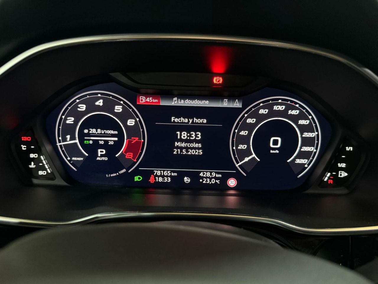 Audi Q3 RS 2.5 TFSI quattro - Foto 2