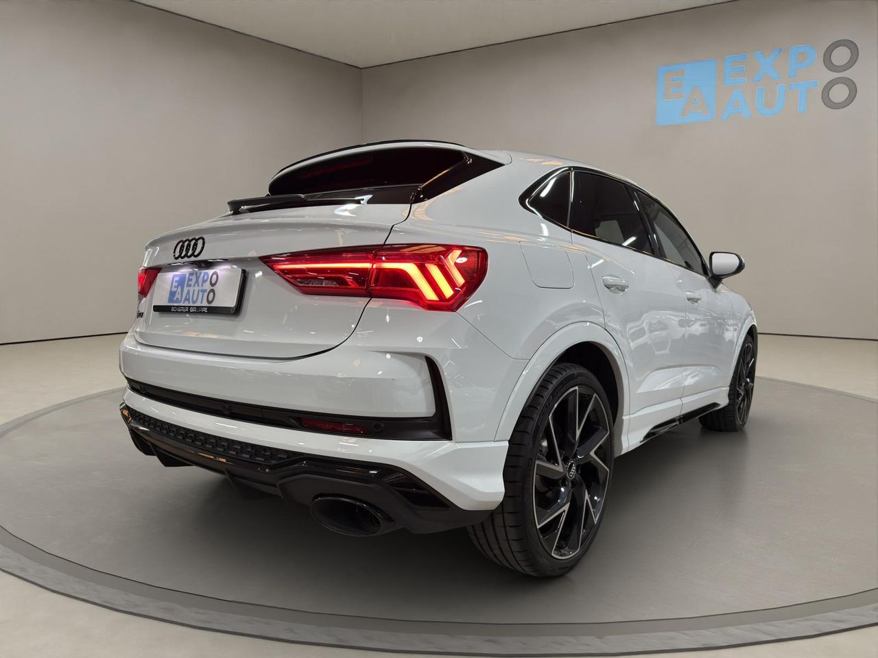 Audi Q3 RS 2.5 TFSI quattro - Foto 2
