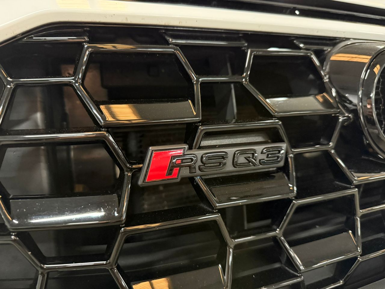 Audi Q3 RS 2.5 TFSI quattro - Foto 2