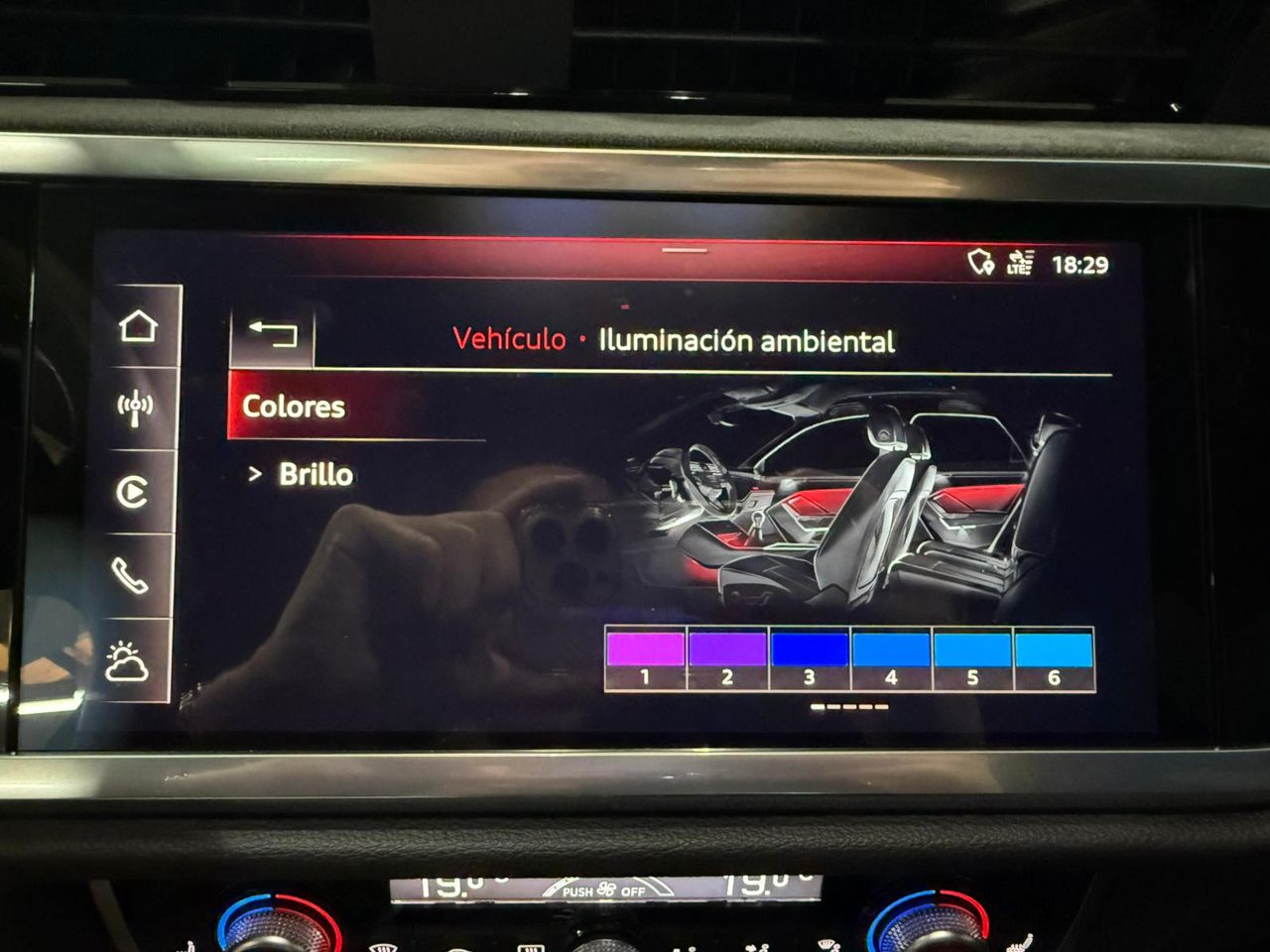 Audi Q3 RS 2.5 TFSI quattro - Foto 2