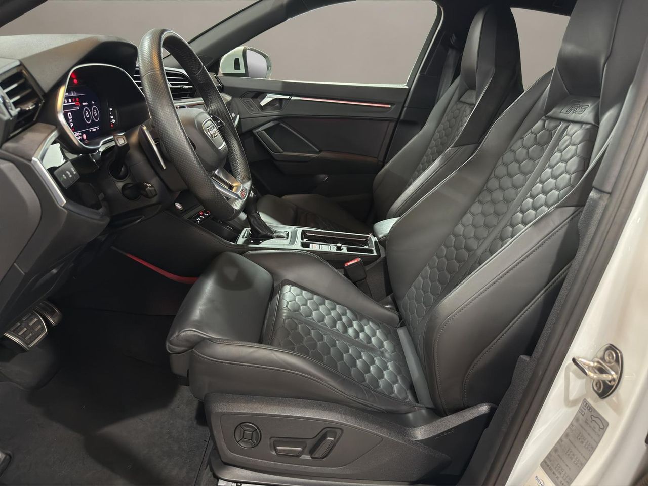 Audi Q3 RS 2.5 TFSI quattro - Foto 2