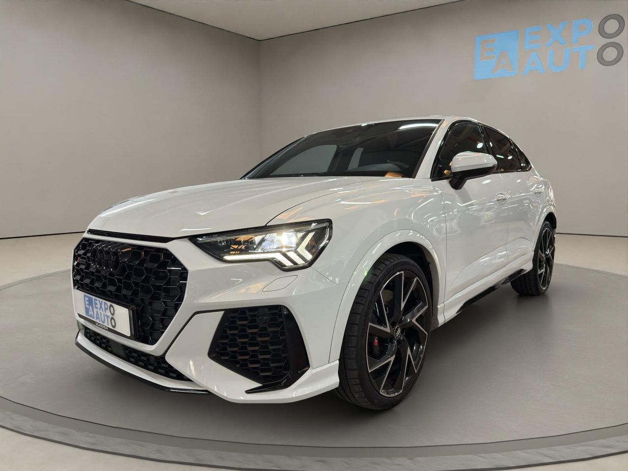 Audi Q3 RS 2.5 TFSI quattro - Foto 2