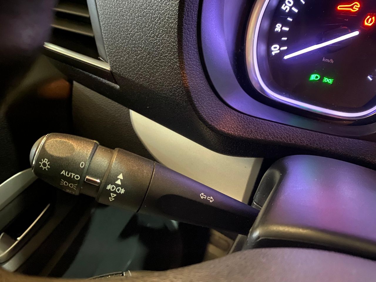 Peugeot Traveller Business 1.5 BlueHDi 120 Long  - Foto 2