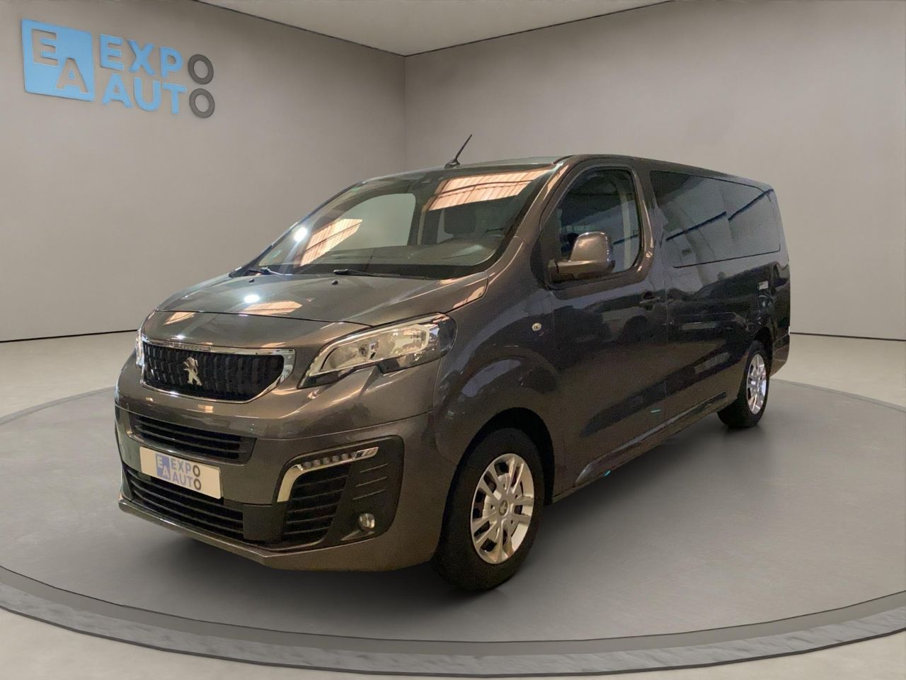 Peugeot Traveller Business 1.5 BlueHDi 120 Long  - Foto 2