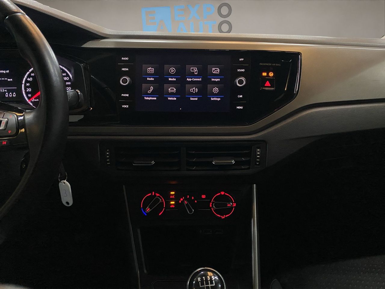 Volkswagen Polo Advance 1.0 TSI 70kW (95CV) - Foto 2