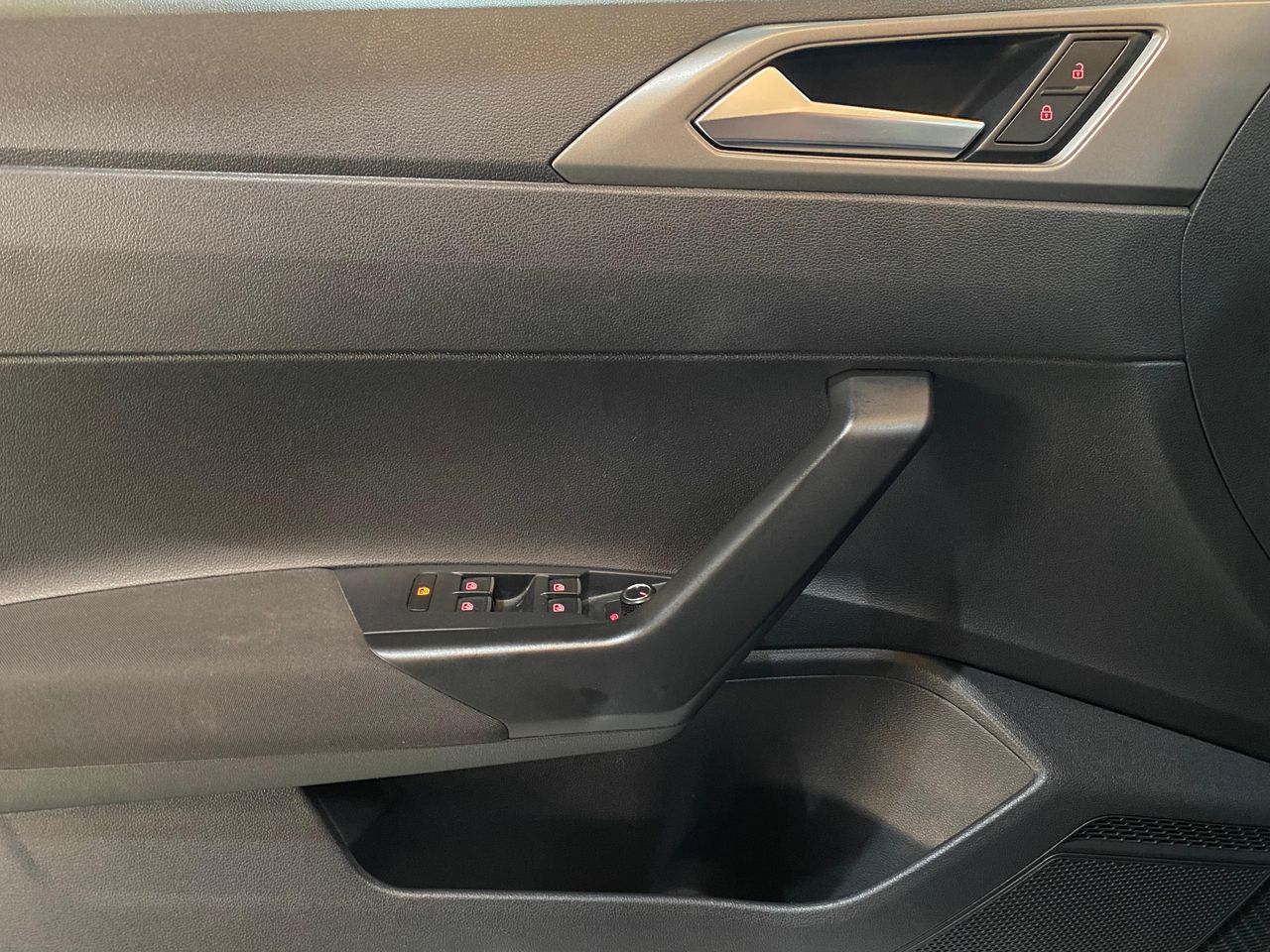 Volkswagen Polo Advance 1.0 TSI 70kW (95CV) - Foto 2