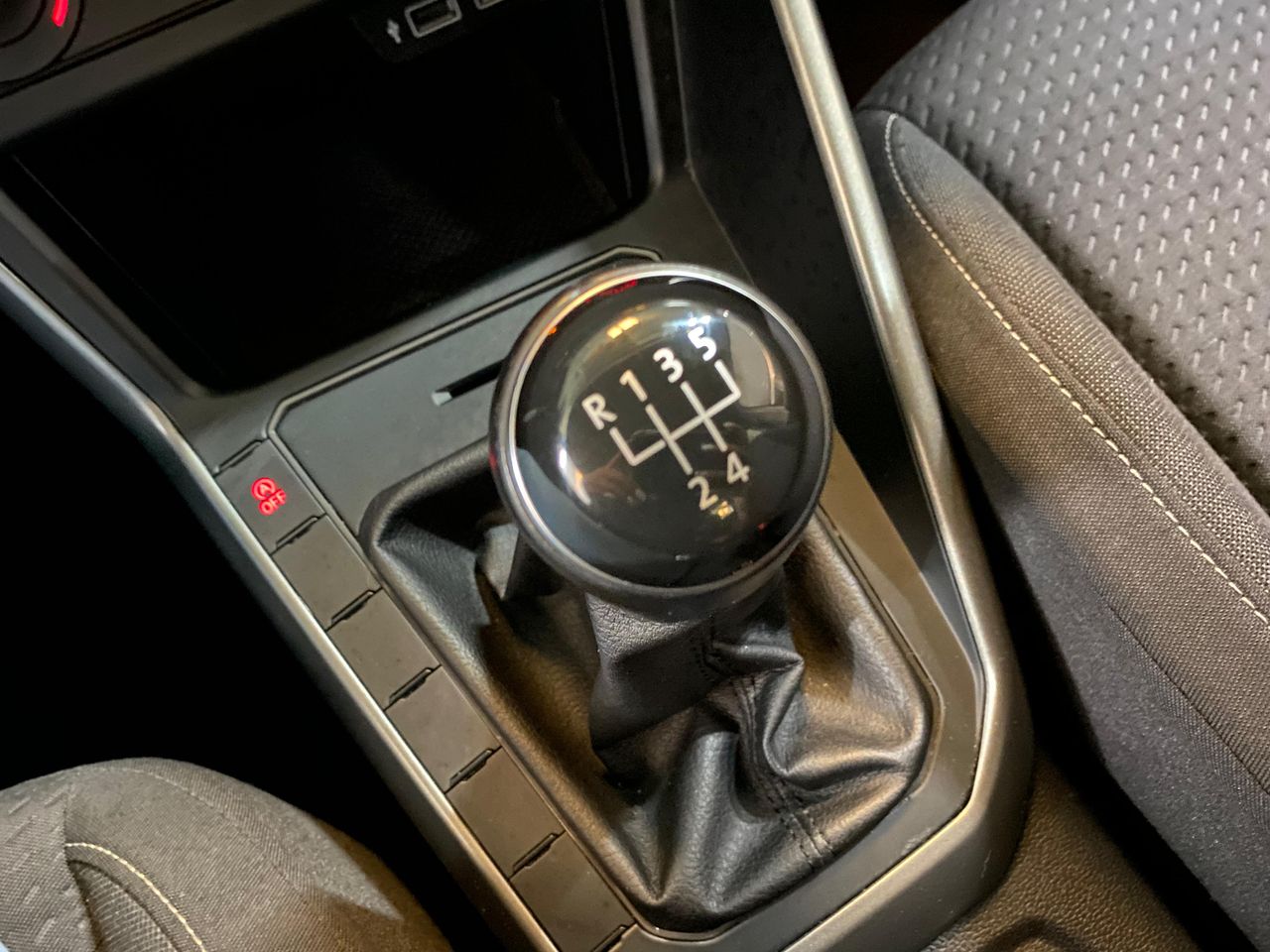 Volkswagen Polo Advance 1.0 TSI 70kW (95CV) - Foto 2