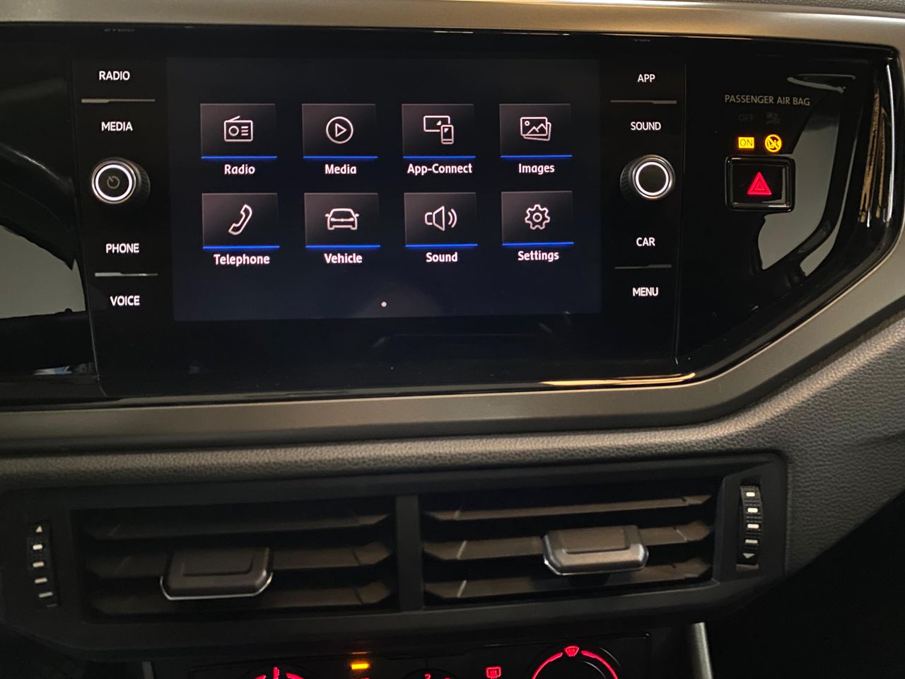 Volkswagen Polo Advance 1.0 TSI 70kW (95CV) - Foto 2