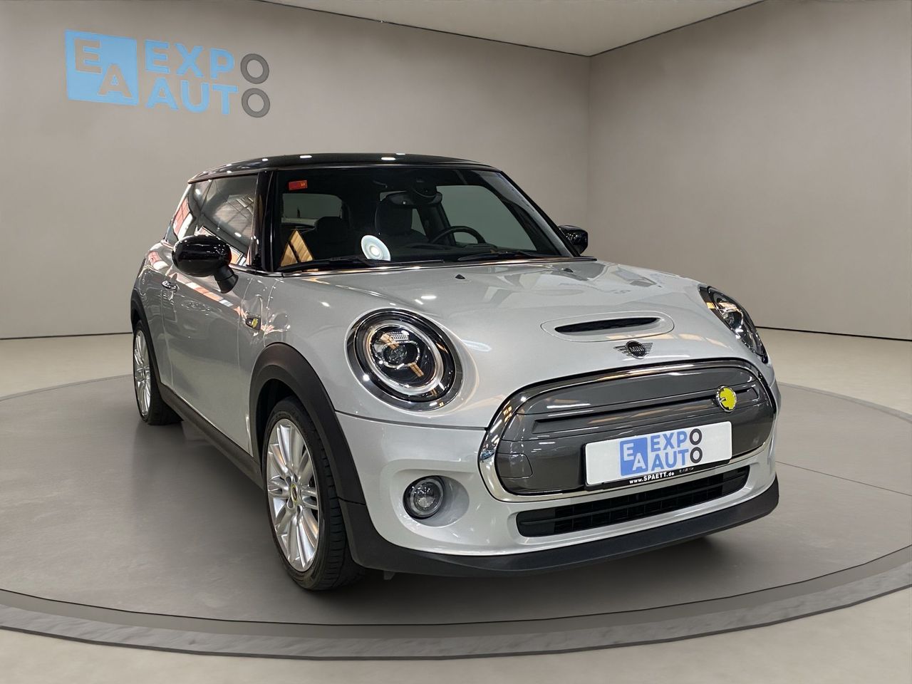 Foto mini mini 2020 /