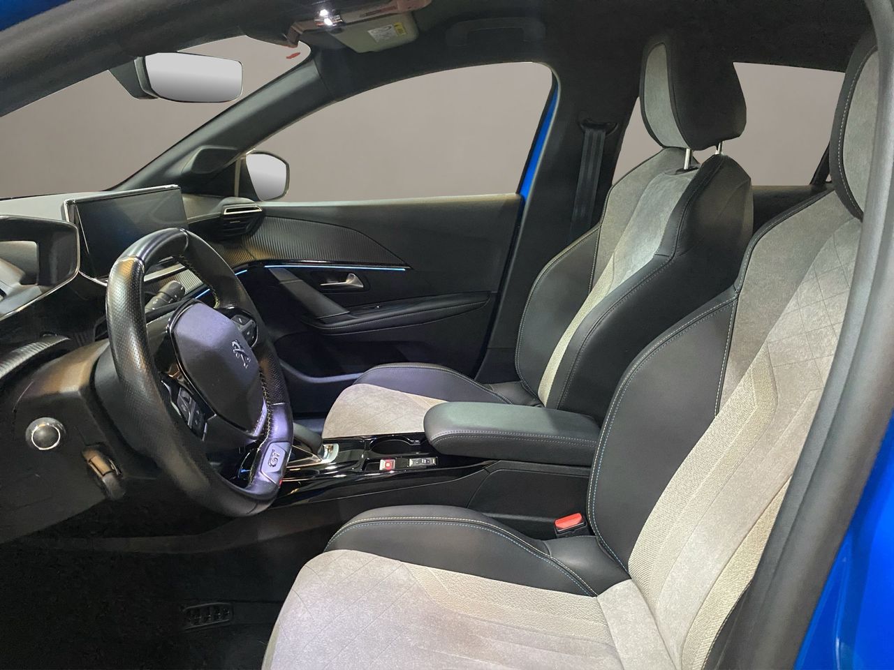 Peugeot e-208 Eléctrico GT - Foto 2