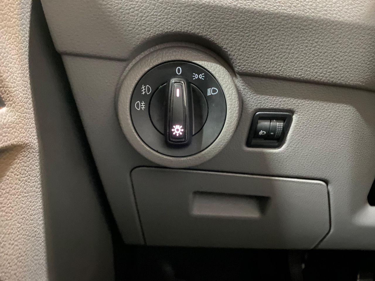 Volkswagen Caravelle kombi 9 plazas  - Foto 2