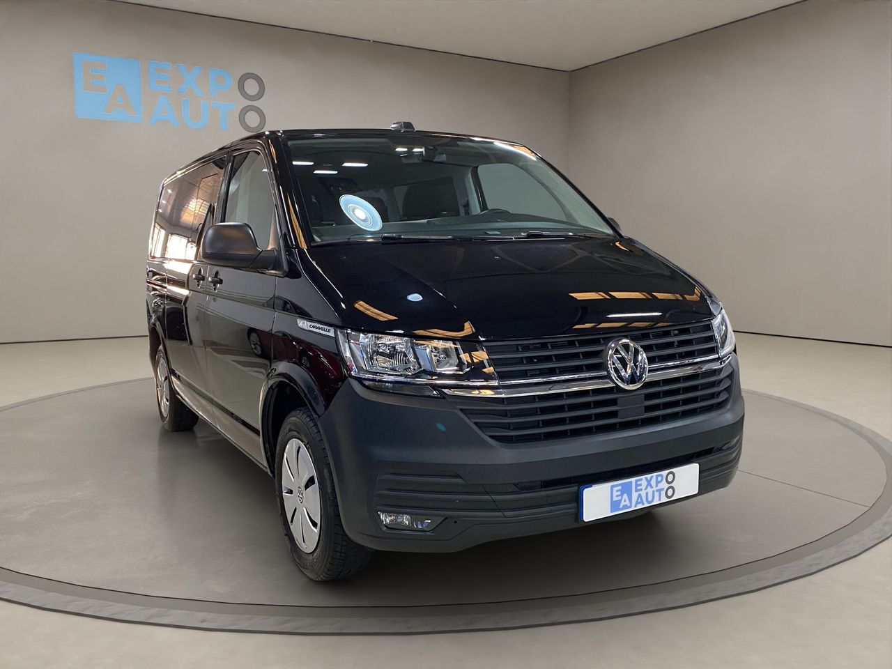 Volkswagen Caravelle kombi 9 plazas  - Foto 2