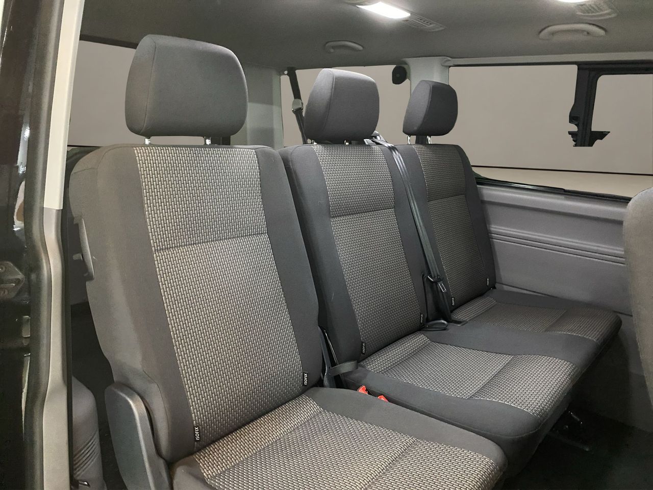 Volkswagen Caravelle kombi 9 plazas  - Foto 2