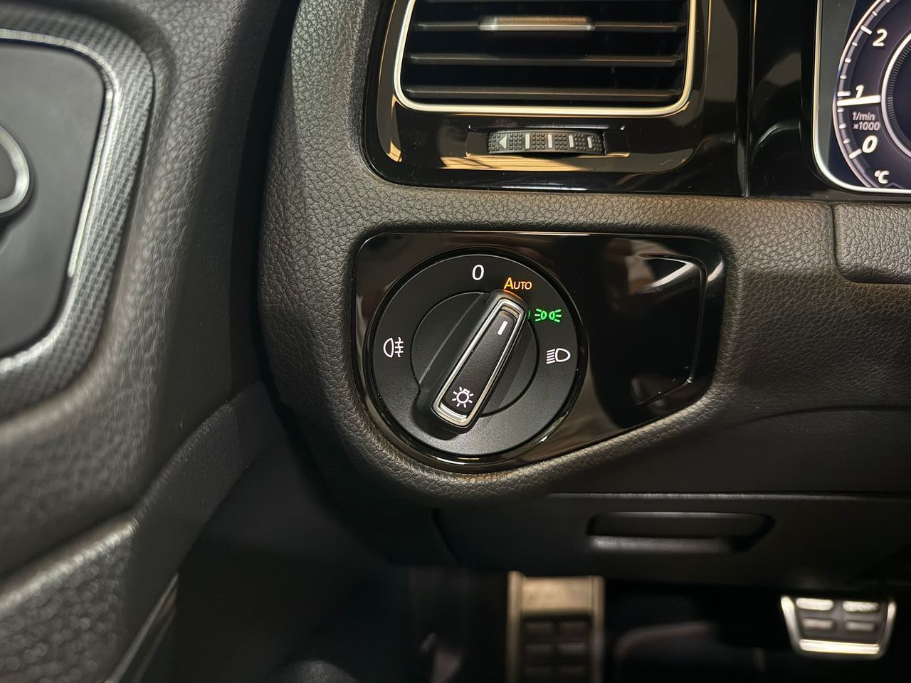 Volkswagen Golf GTI TCR 2.0 TSI 213kW(290CV) DSG - Foto 2