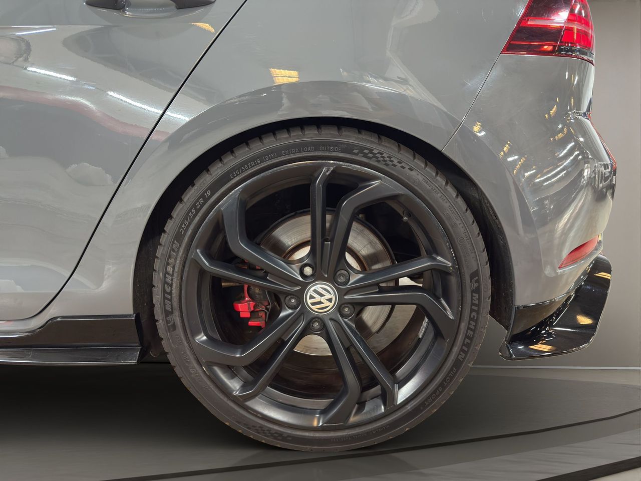 Volkswagen Golf GTI TCR 2.0 TSI 213kW(290CV) DSG - Foto 2
