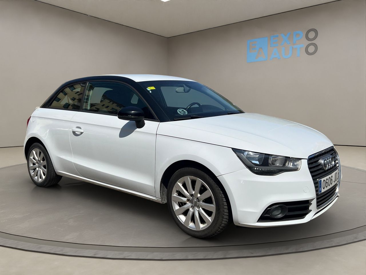 Audi A1 1.6 TDI ultra Attraction  - Foto 2