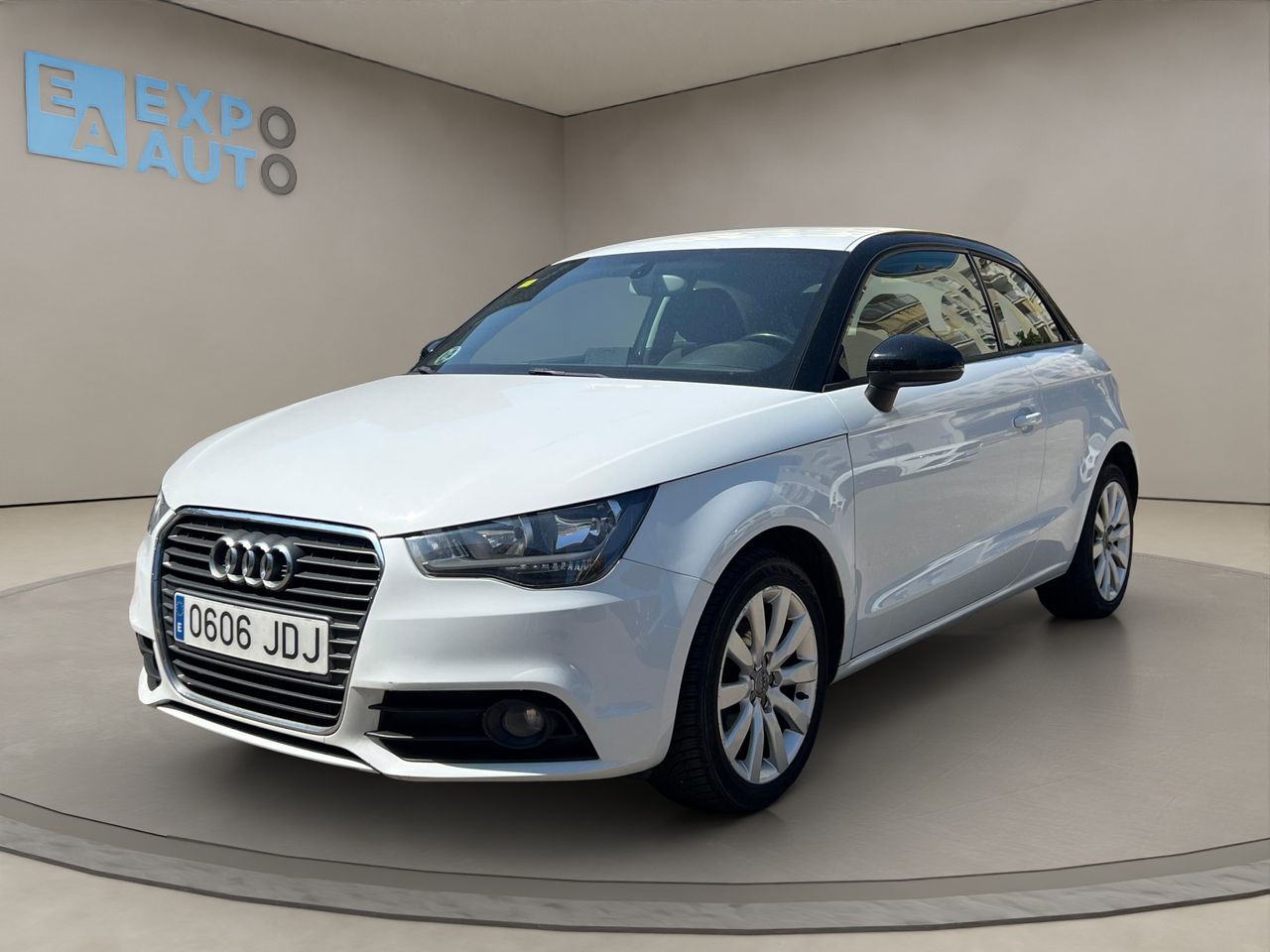 Audi A1 1.6 TDI ultra Attraction  - Foto 2