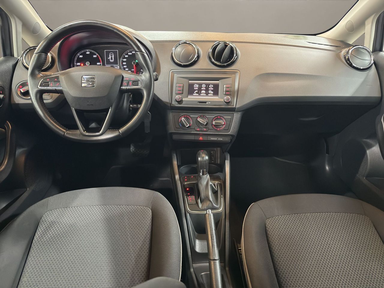 Seat Ibiza 1.4 TDI 90cv Style DSG - Foto 2