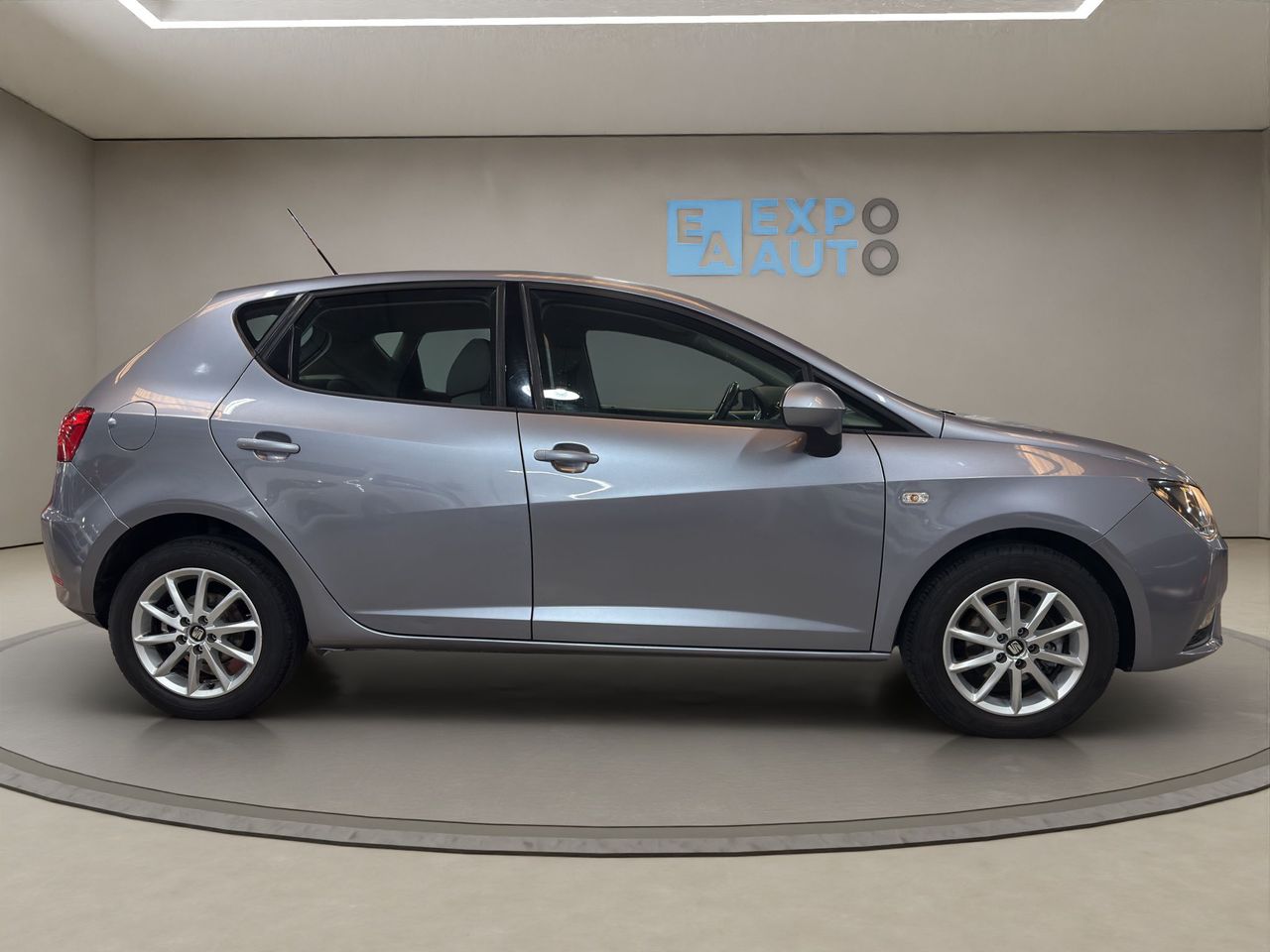 Seat Ibiza 1.4 TDI 90cv Style DSG - Foto 2