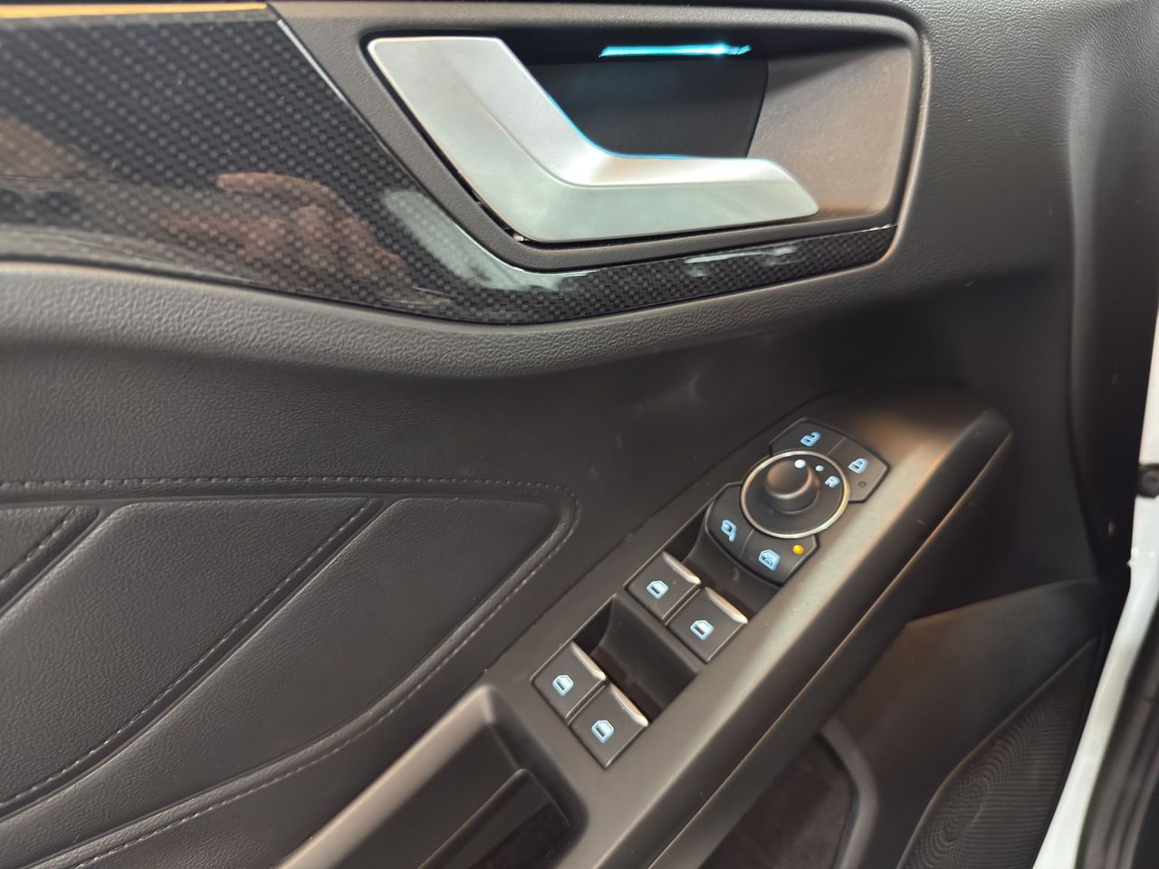Ford Focus 1.0 Ecoboost MHEV 114kW ST-Line - Foto 2