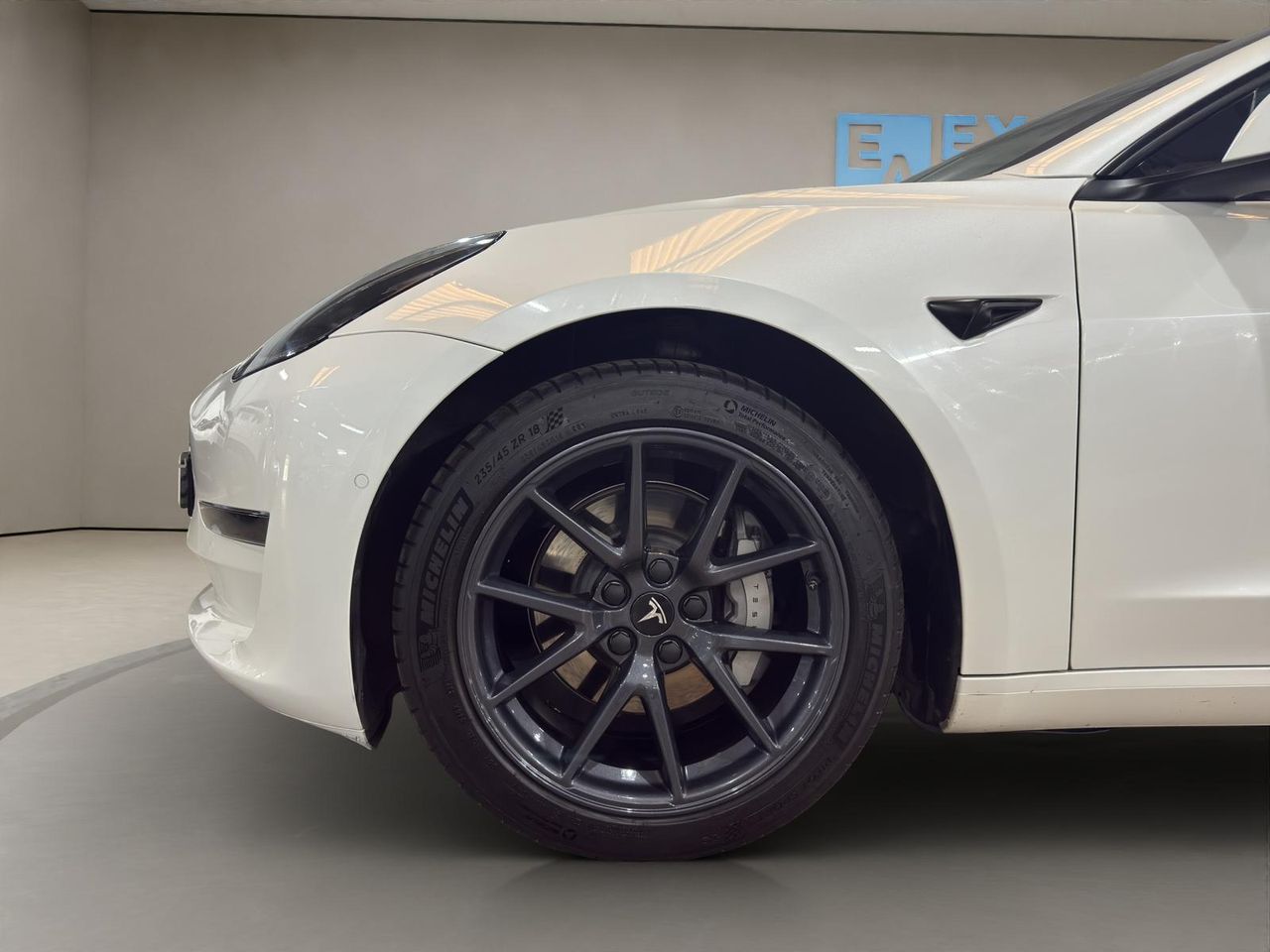 Tesla Model 3 Gran Autonomía RWD - Foto 2