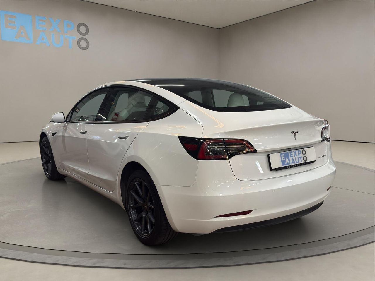 Tesla Model 3 Gran Autonomía RWD - Foto 2