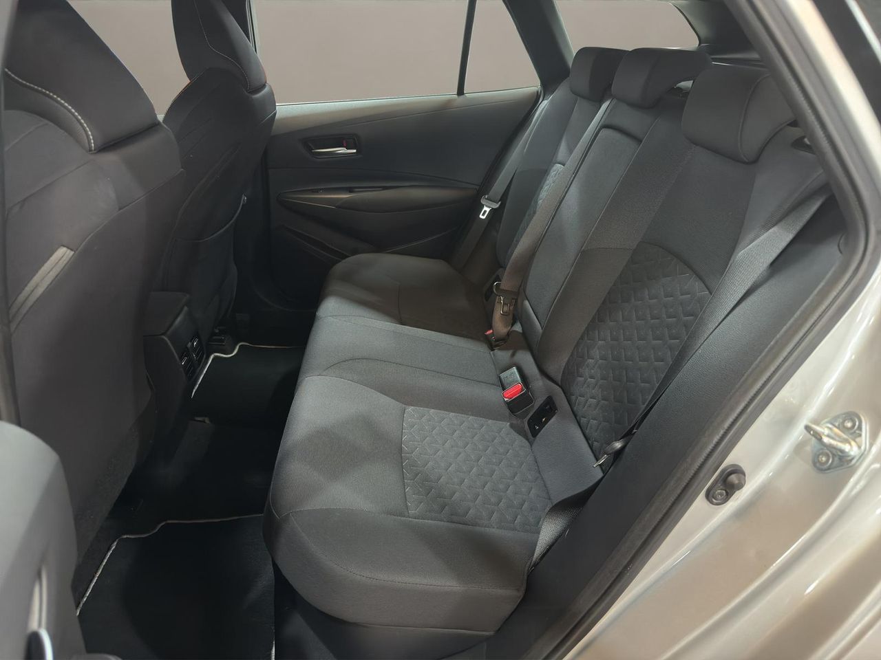 Toyota Corolla 1.8 125H ACTIVE TECH E-CVT TOU SPORT - Foto 2